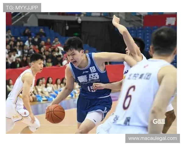 杨瀚森试训经历总结 各方面收获丰富并独立面对多队考察 杨瀚森试训经历总结 各方面收获丰富并独立面对多队考察